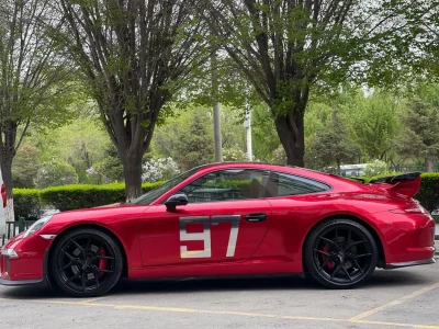 Gloss Cherry Red Liquid Metal PET Car Wrap Porsche