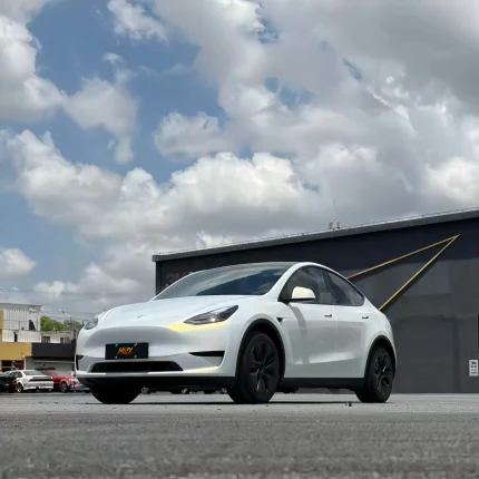 MOZX Smart white iridescent gold PET car wrap on Tesla Model Y