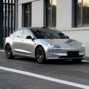 Wet hood detail Tesla with MOZX Smart GT Silver PET Vinyl Wrap, water droplet texture